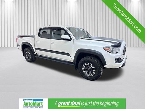 Used 2019 Toyota Tacoma TRD Off-Road image 1