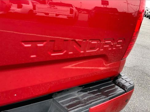 Used 2019 Toyota Tundra Limited w/ Limited Premium Package image 9