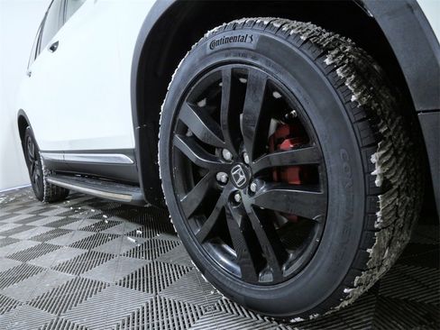 Used 2016 Honda Pilot Touring image 2