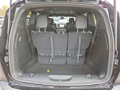 New 2026 Chrysler Voyager LX image 9