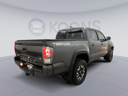 Used 2020 Toyota Tacoma TRD Off-Road w/ Technology Package AWD/4WD image 8