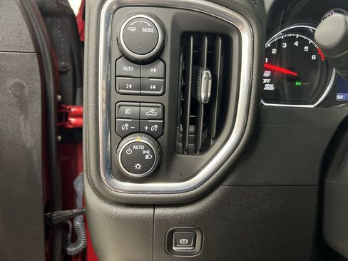 Used 2021 Chevrolet Silverado 1500 RST AWD/4WD image 17