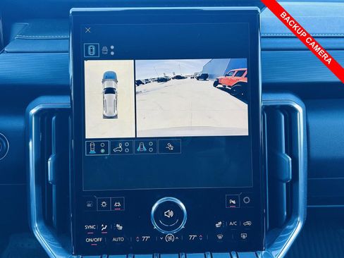 Used 2024 GMC Acadia Elevation w/ Black Edition image 15