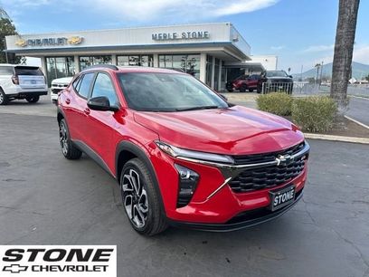 New 2026 Chevrolet Trax RS w/ Sunroof Package