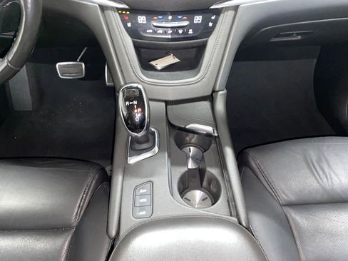 Used 2019 Cadillac XT5 Premium Luxury image 43