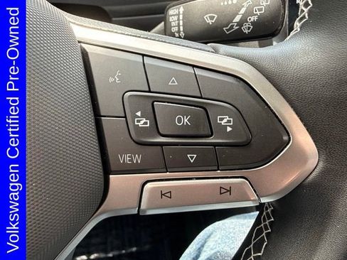 Used 2022 Volkswagen Tiguan SE AWD/4WD image 24