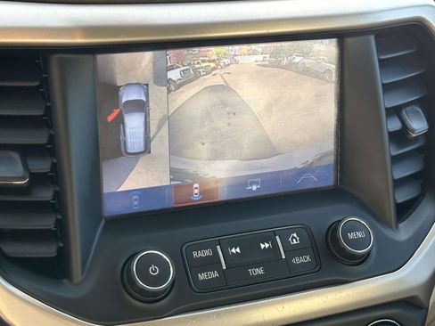 Used 2017 GMC Acadia Denali w/ Technology Package image 12