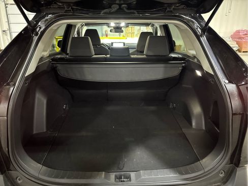 Used 2025 Toyota RAV4 XLE image 7