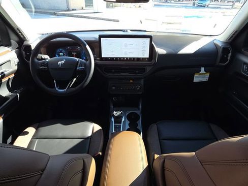 New 2025 Ford Bronco Sport Outer Banks w/ Outer Banks Tech Package+ AWD/4WD image 11