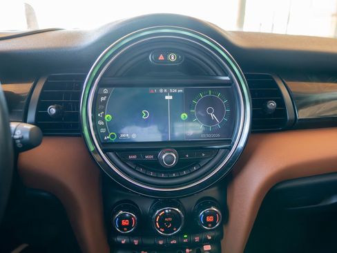 Used 2020 MINI Cooper S image 4