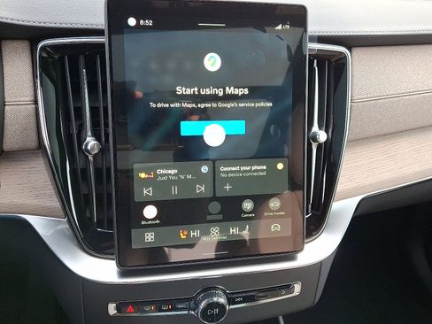 New 2026 Volvo XC90 B6 Plus w/ Protection Package Premier image 11