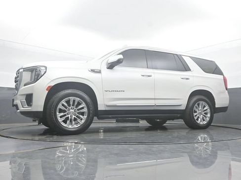 Used 2021 GMC Yukon SLT w/ SLT Luxury Plus Package AWD/4WD image 50