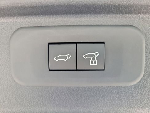 New 2026 Toyota Grand Highlander XLE FWD image 10