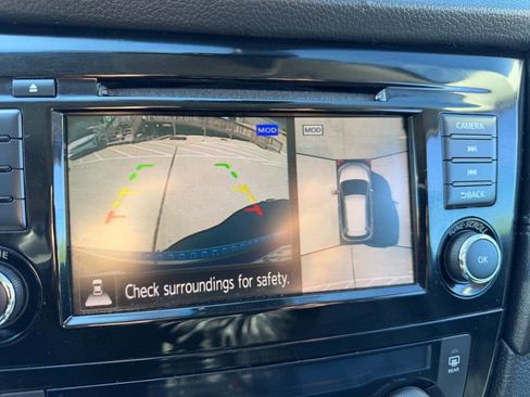 Used 2020 Nissan Rogue SL AWD/4WD image 9