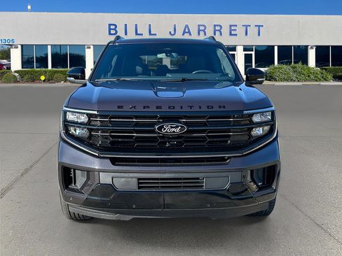 New 2026 Ford Expedition Platinum w/ Stealth Performance Package image 2
