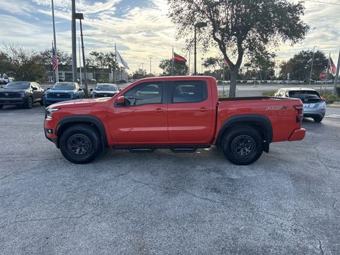 Certified 2025 Nissan Frontier Pro-X image 10