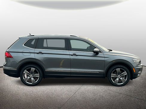 Used 2018 Volkswagen Tiguan SEL Premium AWD/4WD image 5