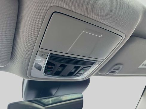 Used 2024 Acura RDX w/ Technology Package image 38