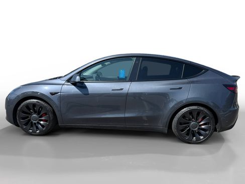 Used 2022 Tesla Model Y Performance AWD/4WD image 2