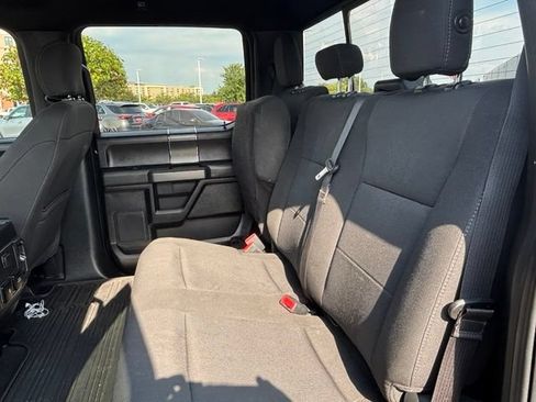 Used 2019 Ford F150 XLT w/ Equipment Group 302A Luxury AWD/4WD image 38