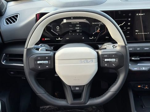 New 2025 Kia K4 GT-Line w/ GT-Line Sunroof Package image 31