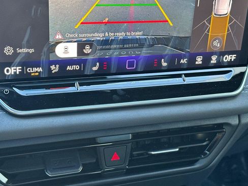 New 2026 Volkswagen Tiguan SE R-Line image 19