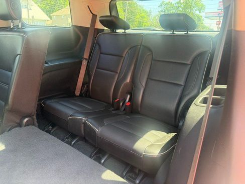Used 2019 GMC Acadia Denali w/ Technology Package AWD/4WD image 14