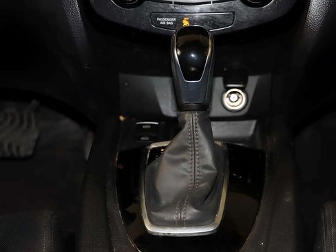 Used 2020 Nissan Rogue SV w/ Premium Package FWD image 14