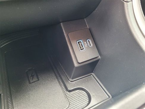 Used 2022 Ford Edge SEL w/ Convenience Package image 21