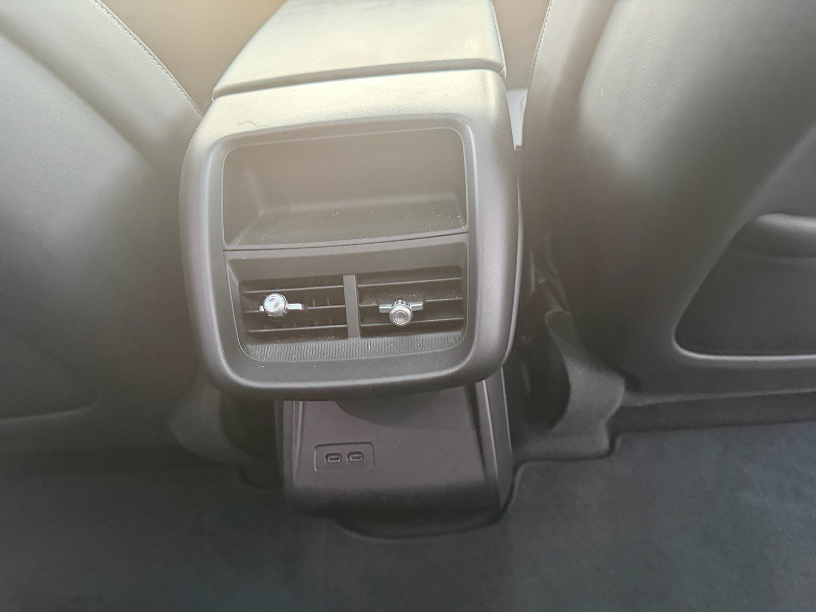Used 2024 Cadillac Lyriq Tech AWD/4WD image 14