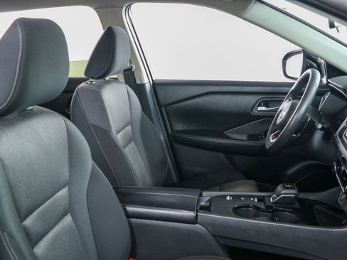 Used 2024 Nissan Rogue SV FWD image 26