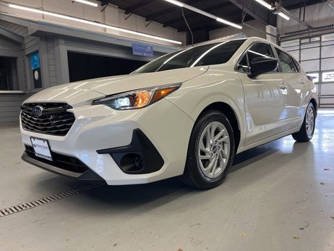 Certified 2025 Subaru Impreza 2.0i w/ Popular Package #1A image 3