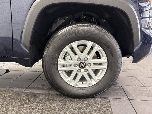 New 2026 Toyota Tundra SR5 image 13