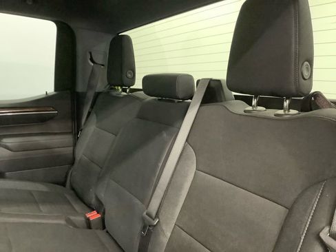 Used 2025 Chevrolet Silverado 1500 LT AWD/4WD image 7