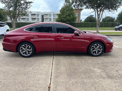 Used 2023 Hyundai Sonata SEL w/ Convenience Package FWD image 4