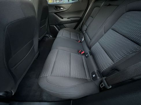 Used 2025 Chevrolet Equinox LT image 25