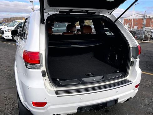 Used 2021 Jeep Grand Cherokee Overland AWD/4WD image 26