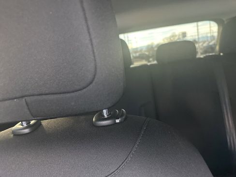 Used 2020 Jeep Renegade Altitude image 5