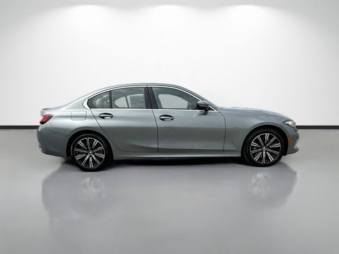 New 2026 BMW 330i Sedan w/ Premium Package RWD image 2