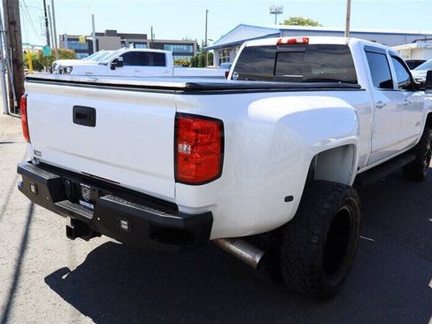 Used 2019 Chevrolet Silverado 3500 High Country w/ Duramax Plus Package AWD/4WD image 5