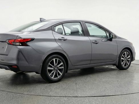 Used 2025 Nissan Versa SV FWD image 7
