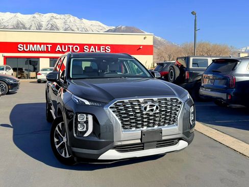 Used 2020 Hyundai Palisade SEL image 2