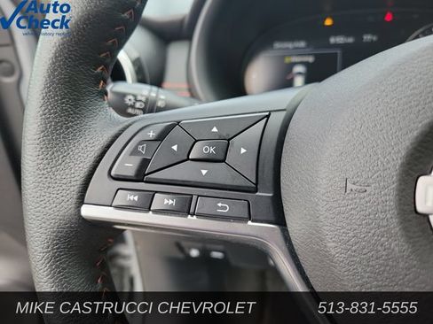 Used 2024 Nissan Kicks SR FWD image 16