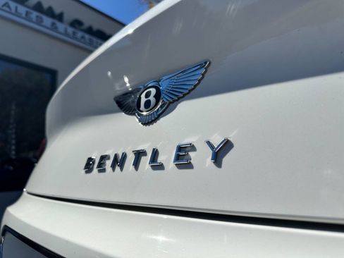 Used 2020 Bentley Continental GT image 18