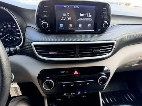 Used 2019 Hyundai Tucson SE w/ Cargo Package AWD/4WD image 36
