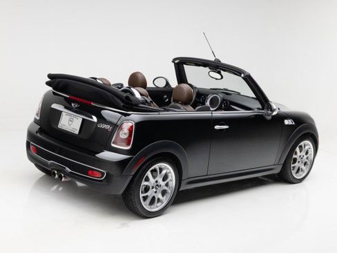Used 2009 MINI Cooper S image 3