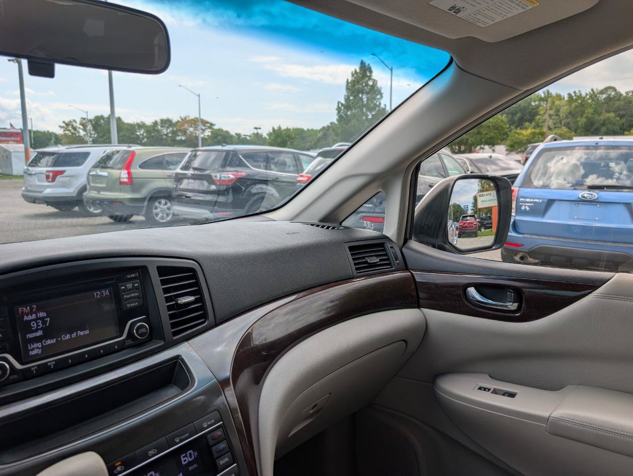 Used 2017 Nissan Quest SV FWD image 28