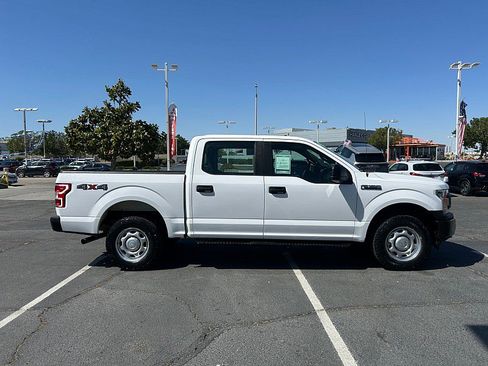 Used 2018 Ford F150 XL w/ XL Power Equipment Group AWD/4WD image 4