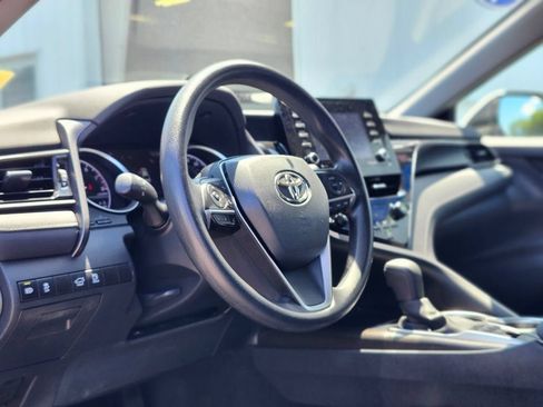 Used 2022 Toyota Camry LE AWD/4WD image 17
