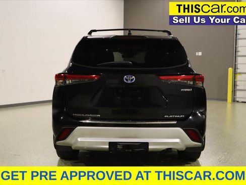 Used 2021 Toyota Highlander Platinum FWD image 7